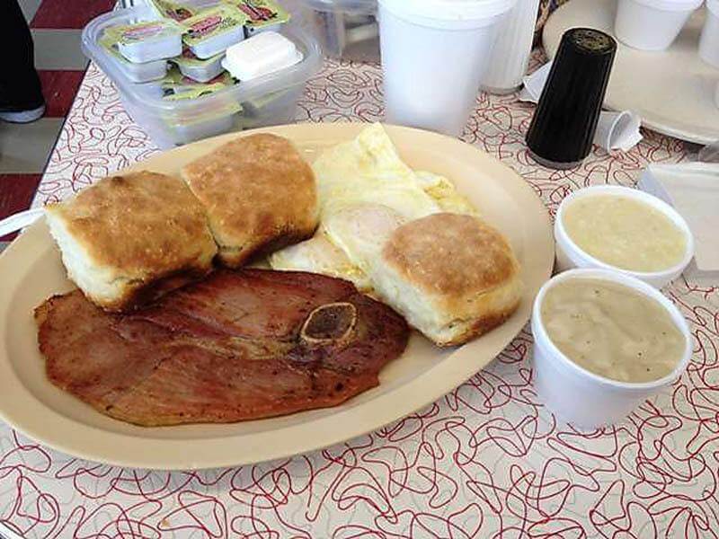 8 Memphis Restaurants Serving Breakfast All Day!
